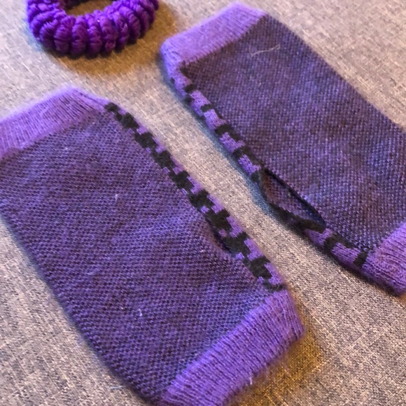 Purple Fingerless Gloves and Scrunchie - Picture 2 of 8